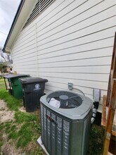 50 Neyland St in Houston, TX - Building Photo - Building Photo