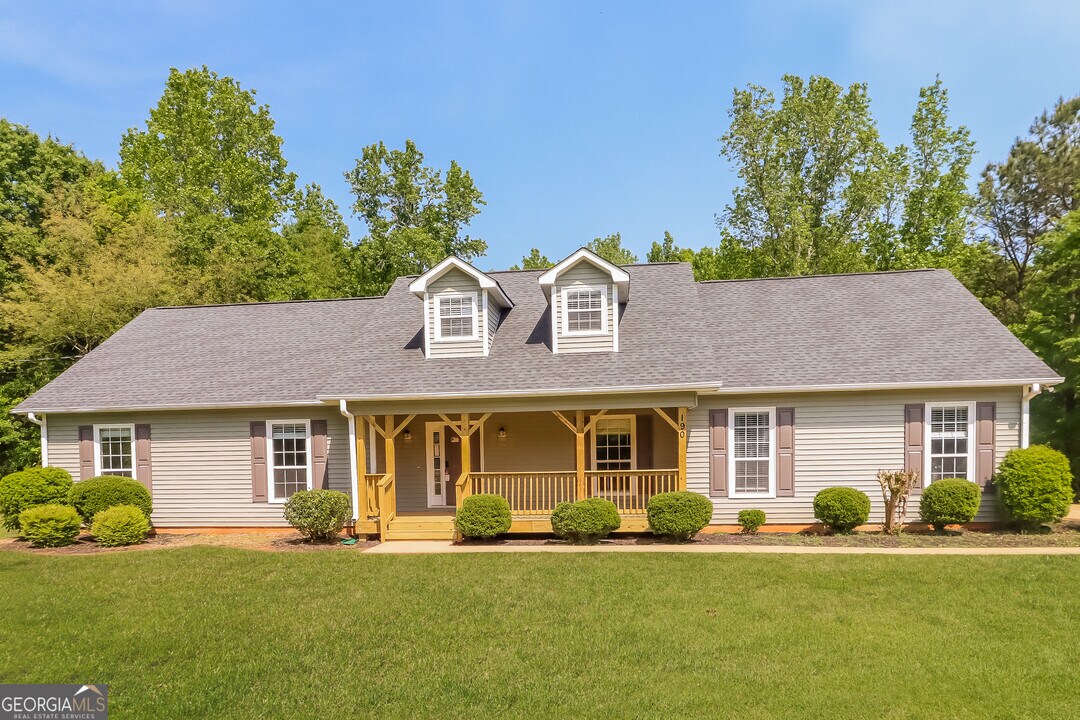 190 Sterling Ave in Mcdonough, GA - Building Photo