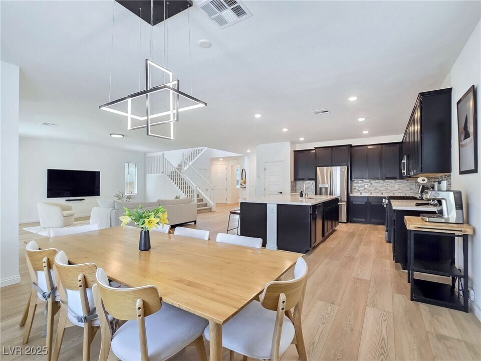4444 Cityscape Glen Ct in North Las Vegas, NV - Building Photo