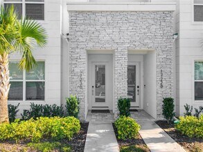 17230 Blessing Dr in Clermont, FL - Building Photo - Building Photo