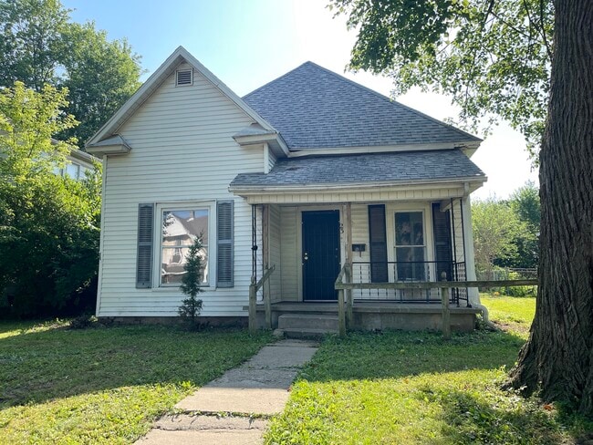 property at 23 Minnesota Ave
