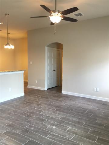 1031 Skyview Ct in Midlothian, TX - Building Photo - Building Photo