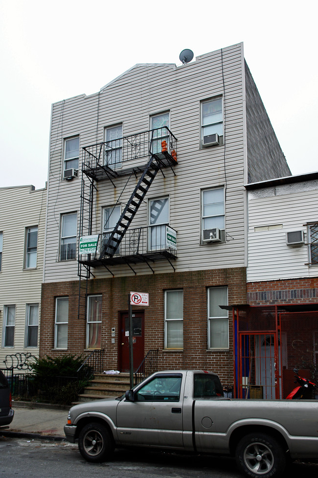 760 39th St in Brooklyn, NY - Building Photo - Building Photo