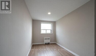 468 Ottawa St N in Hamilton, ON - Building Photo - Building Photo