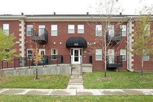 915 Harlocke Apartments