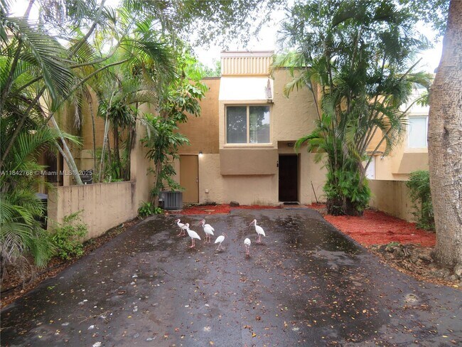 13878 SW 67th Terrace in Miami, FL - Building Photo - Building Photo