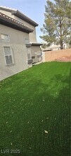 8309 Clearbreeze Ct in Las Vegas, NV - Building Photo - Building Photo