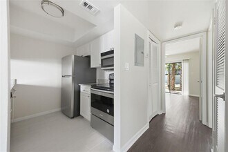 3102 W Horatio St in Tampa, FL - Building Photo - Building Photo