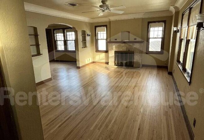 1530 E 54th St in Minneapolis, MN - Building Photo - Building Photo