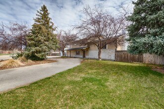 2960 S Apple St in Boise, ID - Building Photo - Building Photo