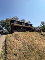 724 S Linden Ave in Alliance, OH - Building Photo