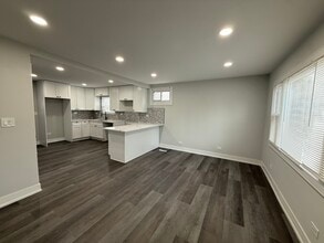 16752 Artesian Ave in Hazel Crest, IL - Building Photo - Building Photo