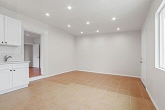 9858 Park St in Bellflower, CA - Building Photo - Building Photo