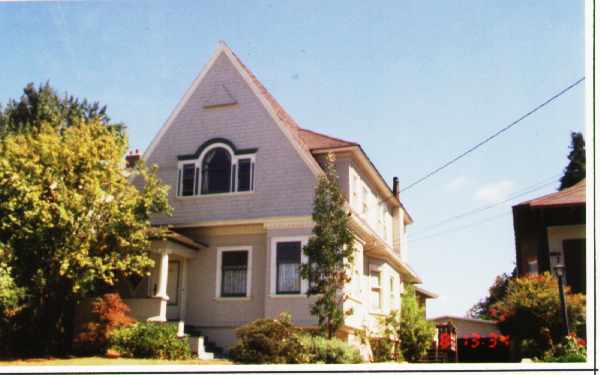 558 Vernon St in Oakland, CA - Building Photo - Building Photo