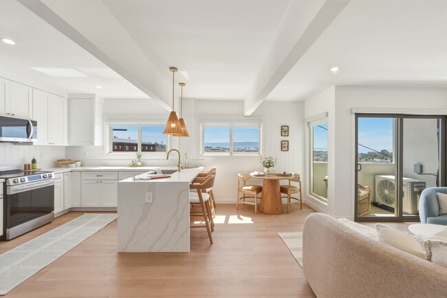 720 21st St in Hermosa Beach, CA - Foto de edificio - Building Photo