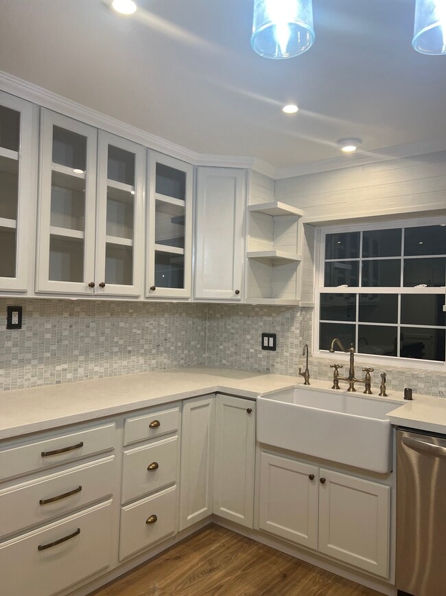 2249 N Nutmeg St, Unit 2249 A in Escondido, CA - Building Photo - Building Photo