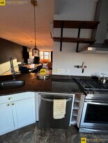 465 Columbus Ave, Unit 4 in Boston, MA - Building Photo