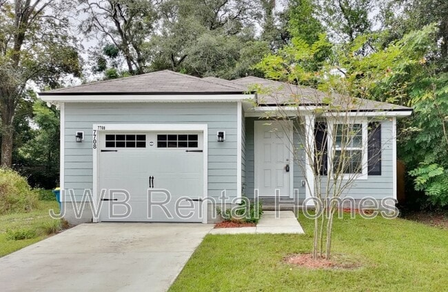 7708 Free Ave