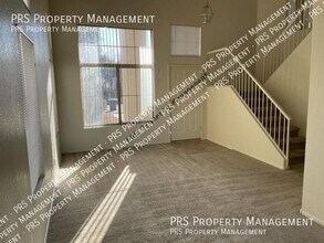 324 W Colt Rd in Tempe, AZ - Building Photo - Building Photo