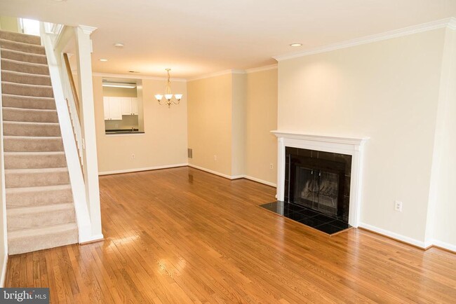 38 R St NW in Washington, DC - Building Photo - Building Photo