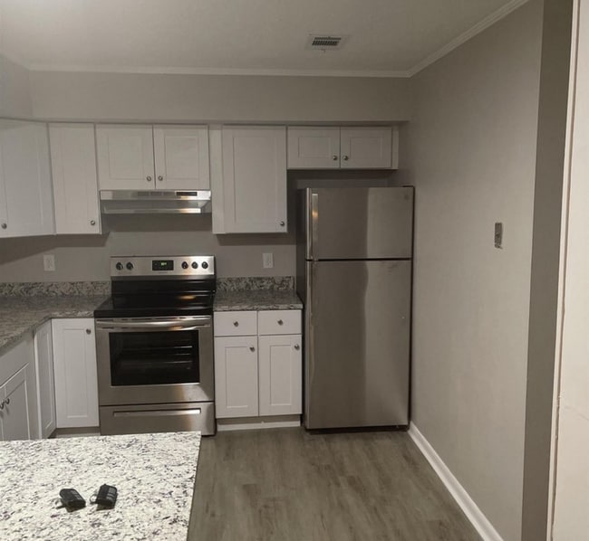 property at 7626 Claybrook Rd