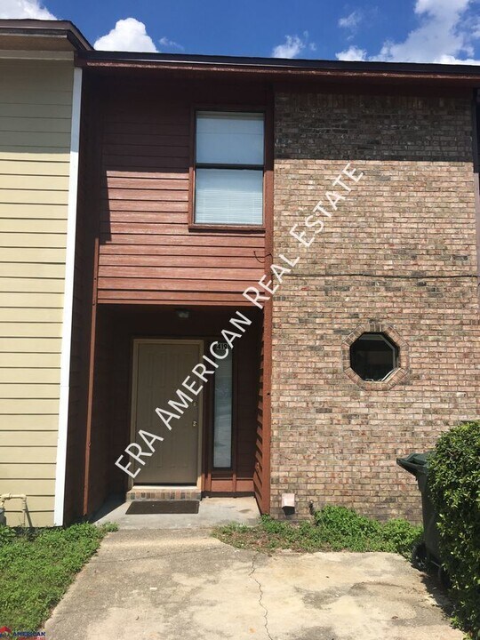 419 Hollywood Blvd NW in Fort Walton Beach, FL - Building Photo