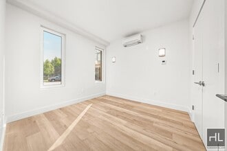 BRUCKNER BOULEVARD in Bronx, NY - Building Photo - Building Photo