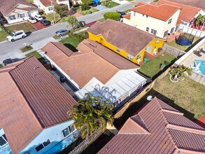 5340 NW 188th St in Miami Gardens, FL - Building Photo - Building Photo