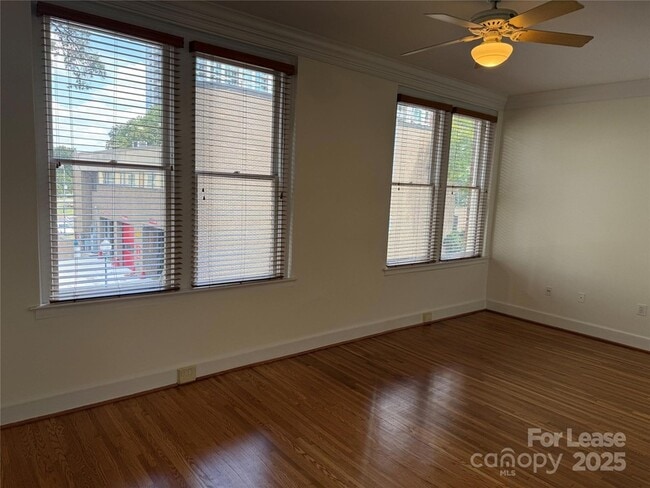 515 N Church St, Unit 204 in Charlotte, NC - Building Photo - Building Photo