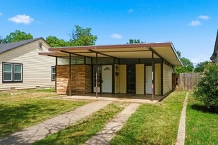1317 Peach St in Abilene, TX - Building Photo