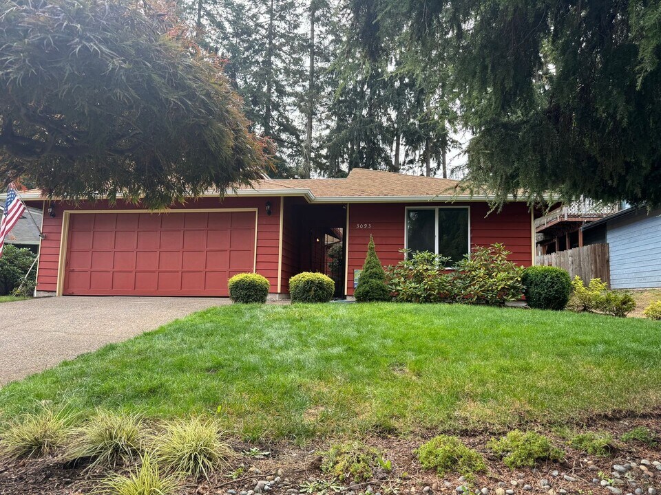 3093 Carpenter Hills Loop SE in Olympia, WA - Building Photo