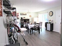 207 America Ct photo'