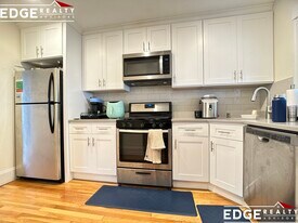 40 Lane Park, Unit 2 in Boston, MA - Building Photo