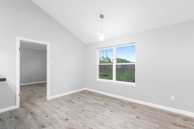 10922 Village Trail Dr in Houston, TX - Foto de edificio - Building Photo