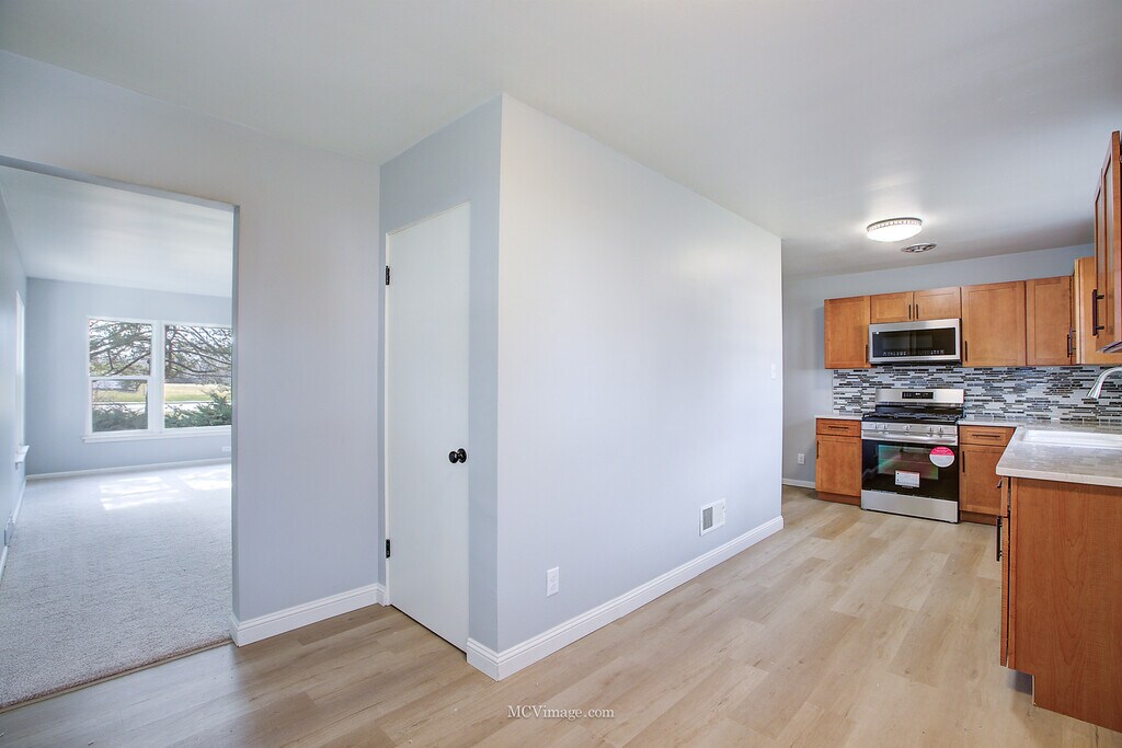 14261 McCarthy Rd Rentals in Lemont, IL