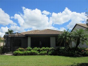 14589 Laguna Dr in Ft. Myers, FL - Building Photo - Building Photo