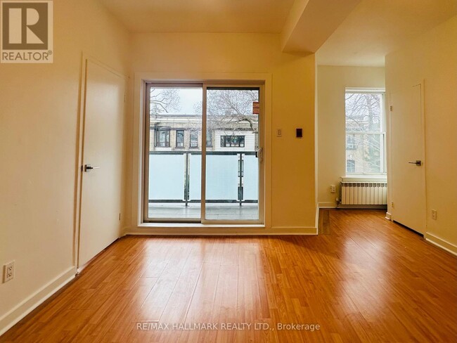 1-201 Triller Ave