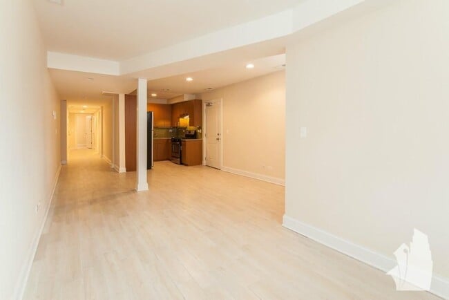 3709 N Wilton Ave in Chicago, IL - Building Photo - Building Photo