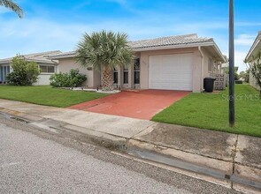 5390 Magnolia Trail in Pinellas Park, FL - Building Photo - Building Photo