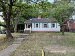 1801 Forest Rd in Durham, NC - Building Photo - Building Photo