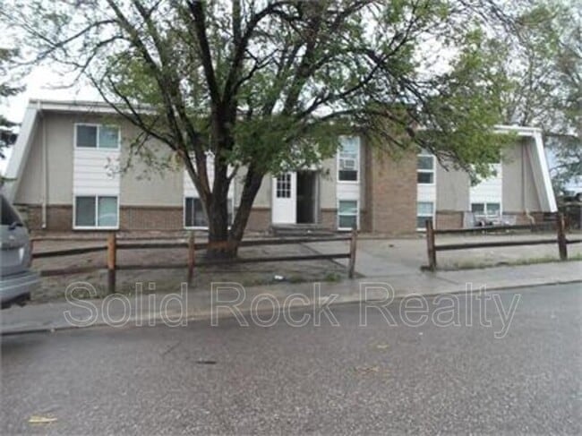 property at 345 Gahart Dr