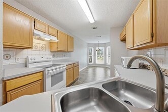 806 Springfield Dr in Cedar Hill, TX - Building Photo - Building Photo