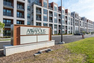 Aventon Annapolis in Annapolis, MD - Foto de edificio - Building Photo