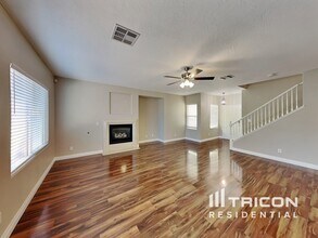 8081 Celina Hills St in Las Vegas, NV - Building Photo - Building Photo