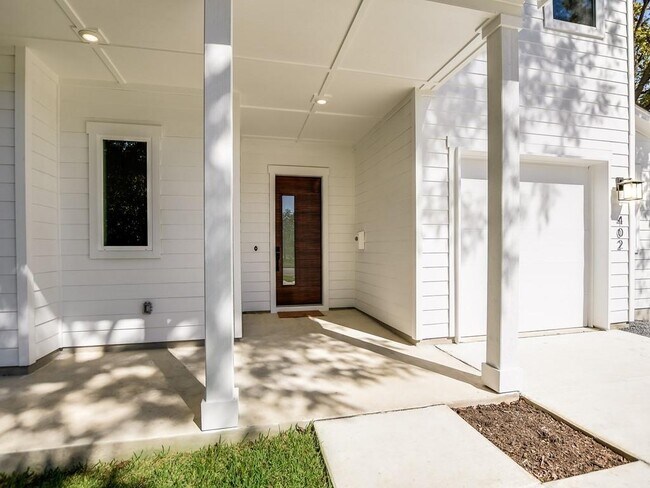 402 Zennia St in Austin, TX - Building Photo - Building Photo
