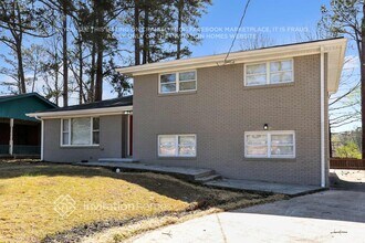 3478 Lenardo Dr SW in Atlanta, GA - Building Photo - Building Photo