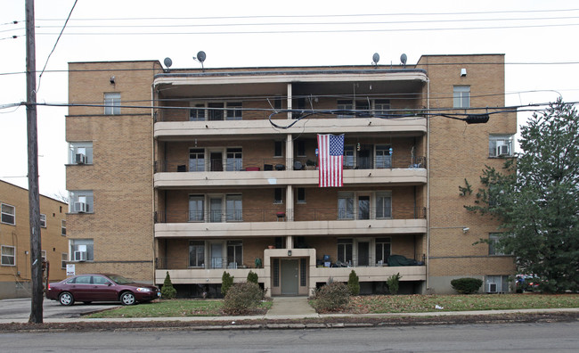 2805 Werk Rd in Cincinnati, OH - Building Photo - Building Photo