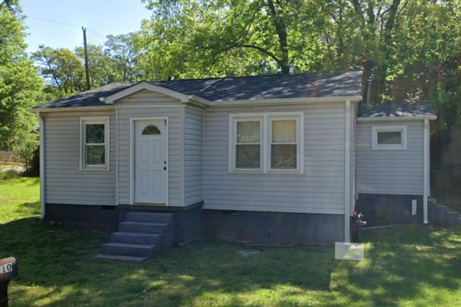 property at 210 Alamo St