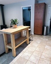 544 Tolend Rd, Unit Apt #1 in Dover, NH - Building Photo - Building Photo