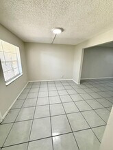3880 Woodside Dr in Coral Springs, FL - Building Photo - Building Photo